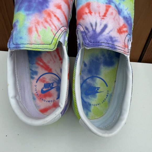 Nike Womans Slip-On Tie-Dye Sneakers US 10 Multicolor Canvas & Rubber - Picture 7 of 9
